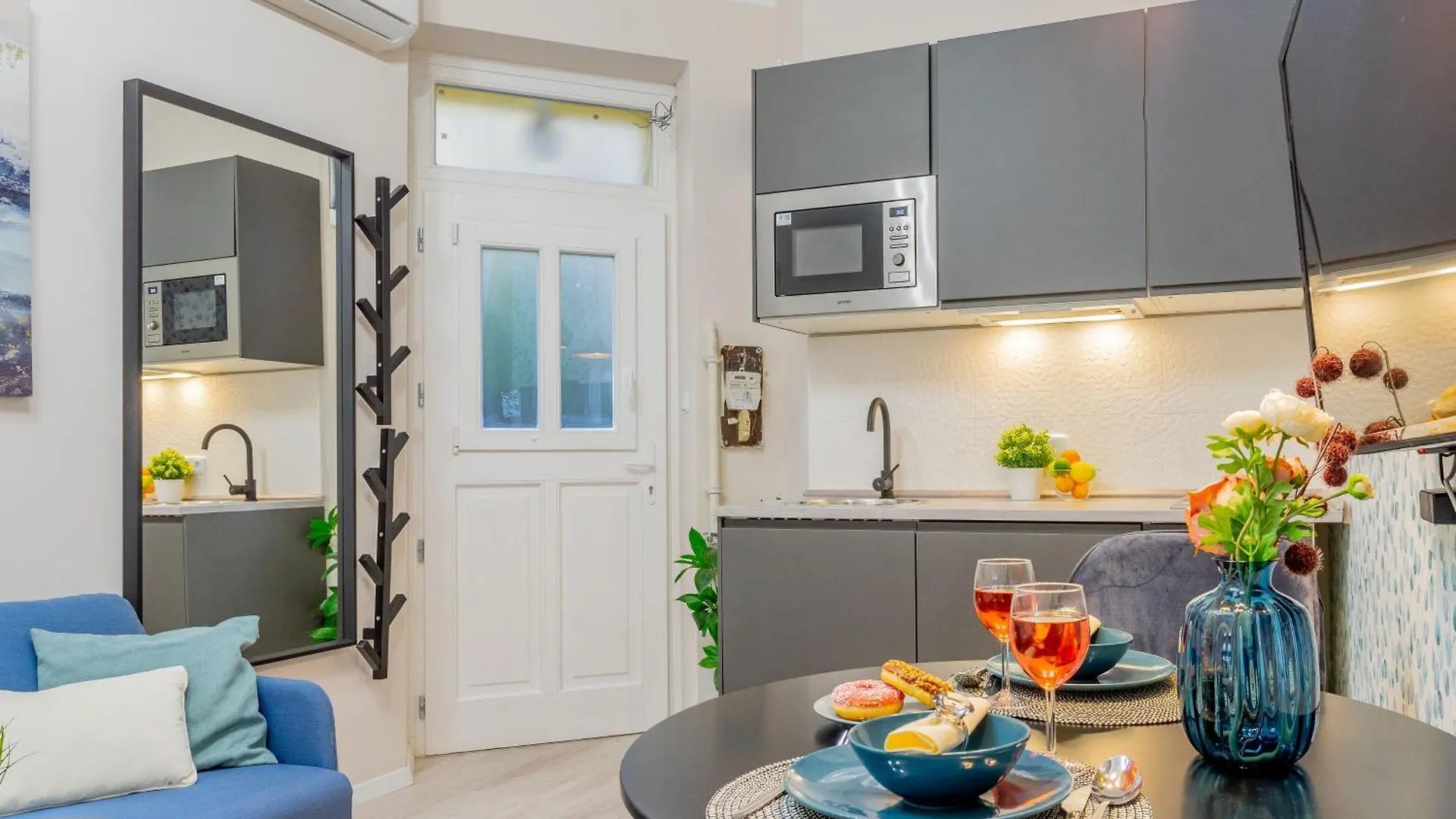 Ferienwohnung Blue Gem Studio Oasis Budapest